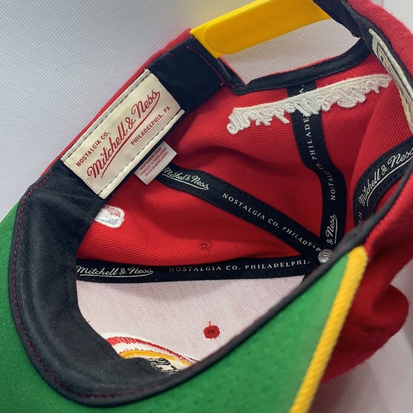 💥3/$25 Mitchell and Ness Houston Rockets Snapback - Picture 5 of 7